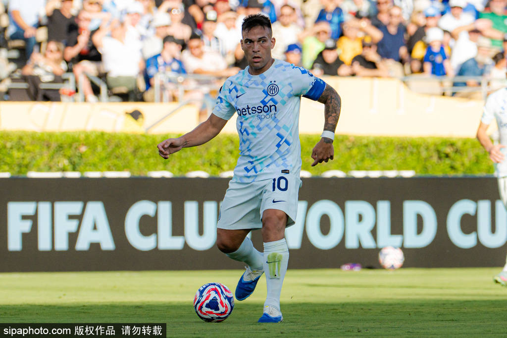 巴黎圣日耳曼足球
_世俱杯-39岁拉莫斯破门劳塔罗扳平 齐沃首秀国米1-1蒙特雷