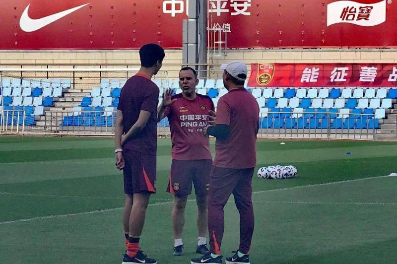 WNBA籃球比賽_新国足大连开练 久尔杰维奇:非常开心接受这个任务