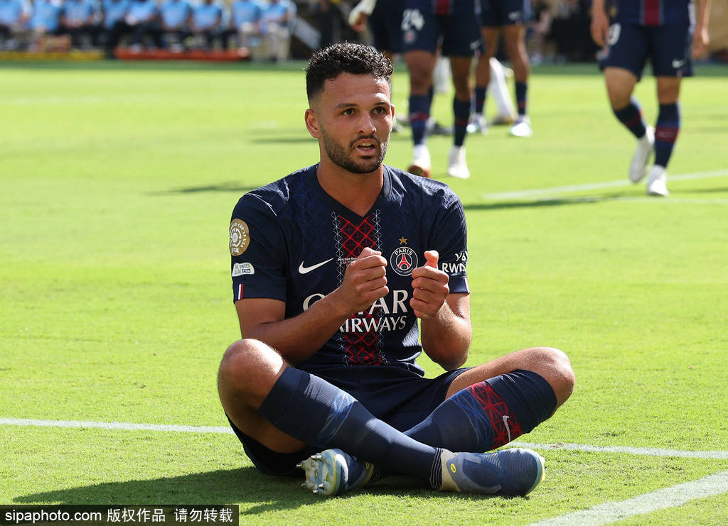 东亚杯为啥只有三个国家_世俱杯-登贝莱传射法比安双响 巴黎4-0皇马进决赛