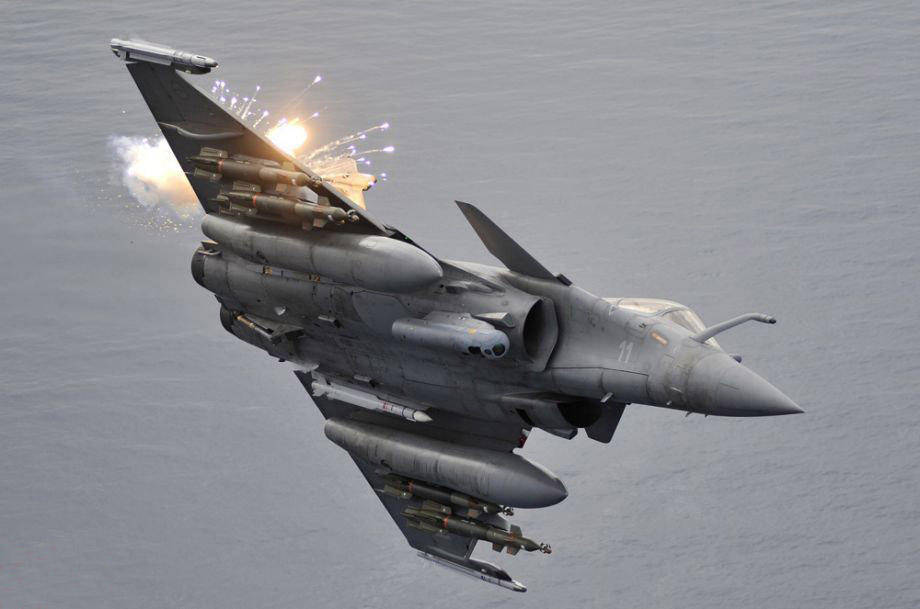 意大利足球联赛_3名阵风飞行员当场阵亡意大利足球联赛，超250人战死，终于明白印度为何拒绝公布伤亡人数