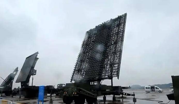 如何代理皇冠信用網_歼10C雷达遭到干扰如何代理皇冠信用網，迅速请求空警500支援，霹雳15在最后时刻紧紧锁定歼20