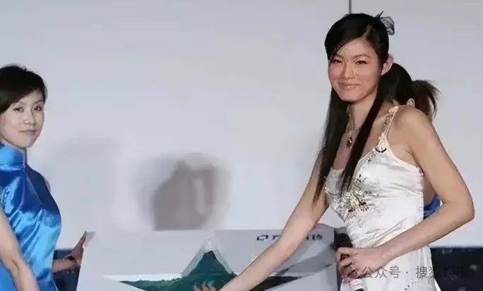 怎么开皇冠信用平台_从爆红到突然消失好几年怎么开皇冠信用平台，再出现已经胖到大家不敢认了？