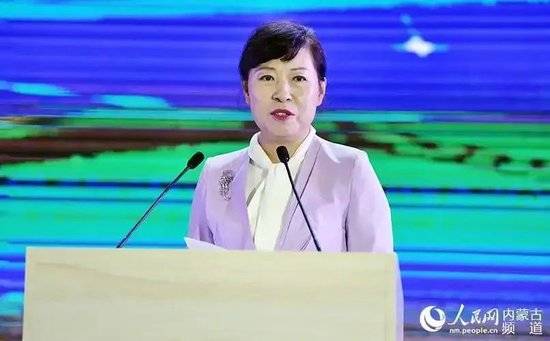 皇冠信用网在线注册_正部级美女大员被查！千万华服堆满多套住宅皇冠信用网在线注册，化妆团队提前数小时待命~