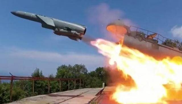 美国MLS NEXT职业联赛_10万大军压境北约美国MLS NEXT职业联赛，普京递话，美印罕见全部入场！唯独少了中国？