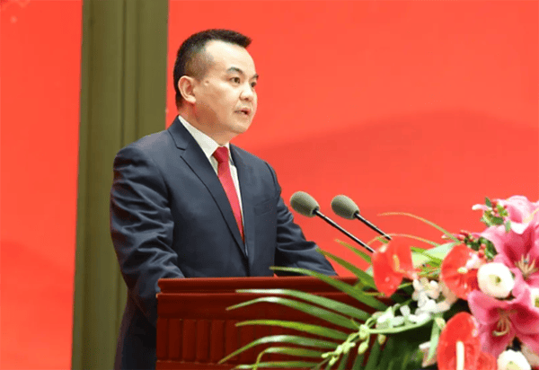 亚布洛内茨 vs 博莱斯拉夫_云南玉溪市委书记落马后亚布洛内茨 vs 博莱斯拉夫,省委政法委正厅长级副书记杨政昆或赴任