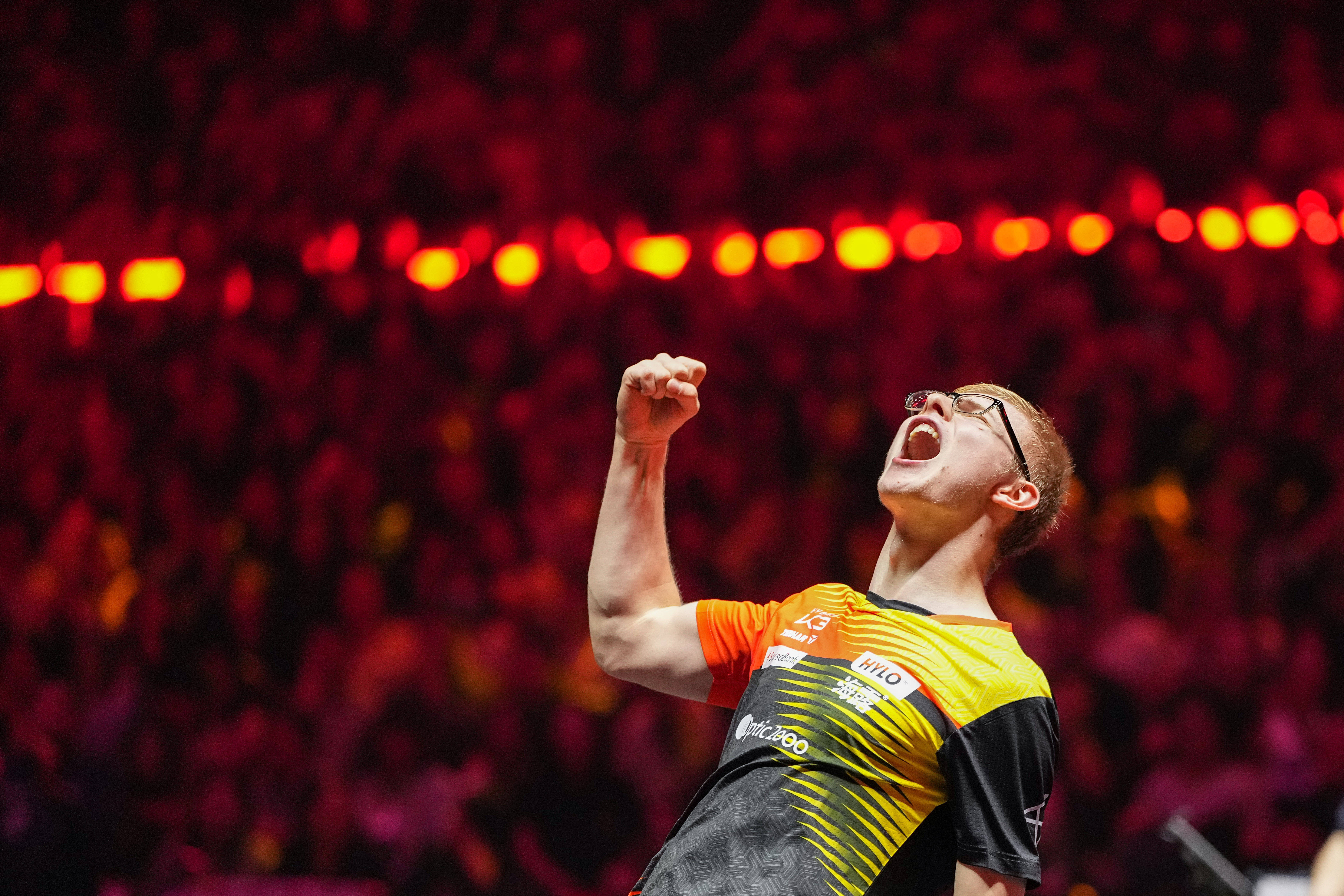 皇冠信用网怎么租_WTT中国大满贯赛:陈俊菘无缘男单四强