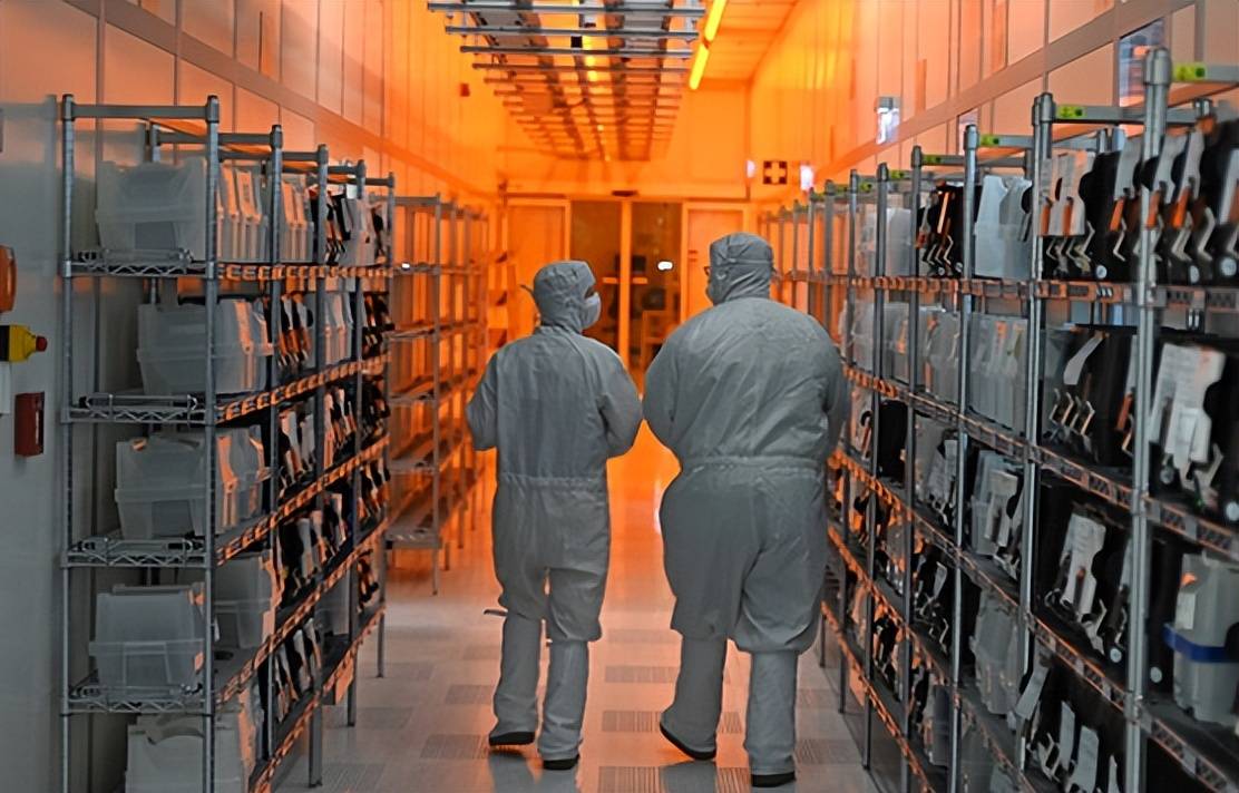 皇冠信用盘在线注册
_中美要握手言和了?欧盟立马变脸皇冠信用盘在线注册
,突然给中国“戴高帽”,周四在布鲁塞尔不见不散!