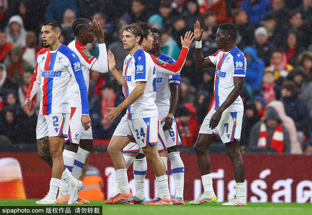 皇冠信用網结算日_遭赛季三杀皇冠信用網结算日！联赛杯-萨尔双响 利物浦轮换阵容0-3水晶宫出局