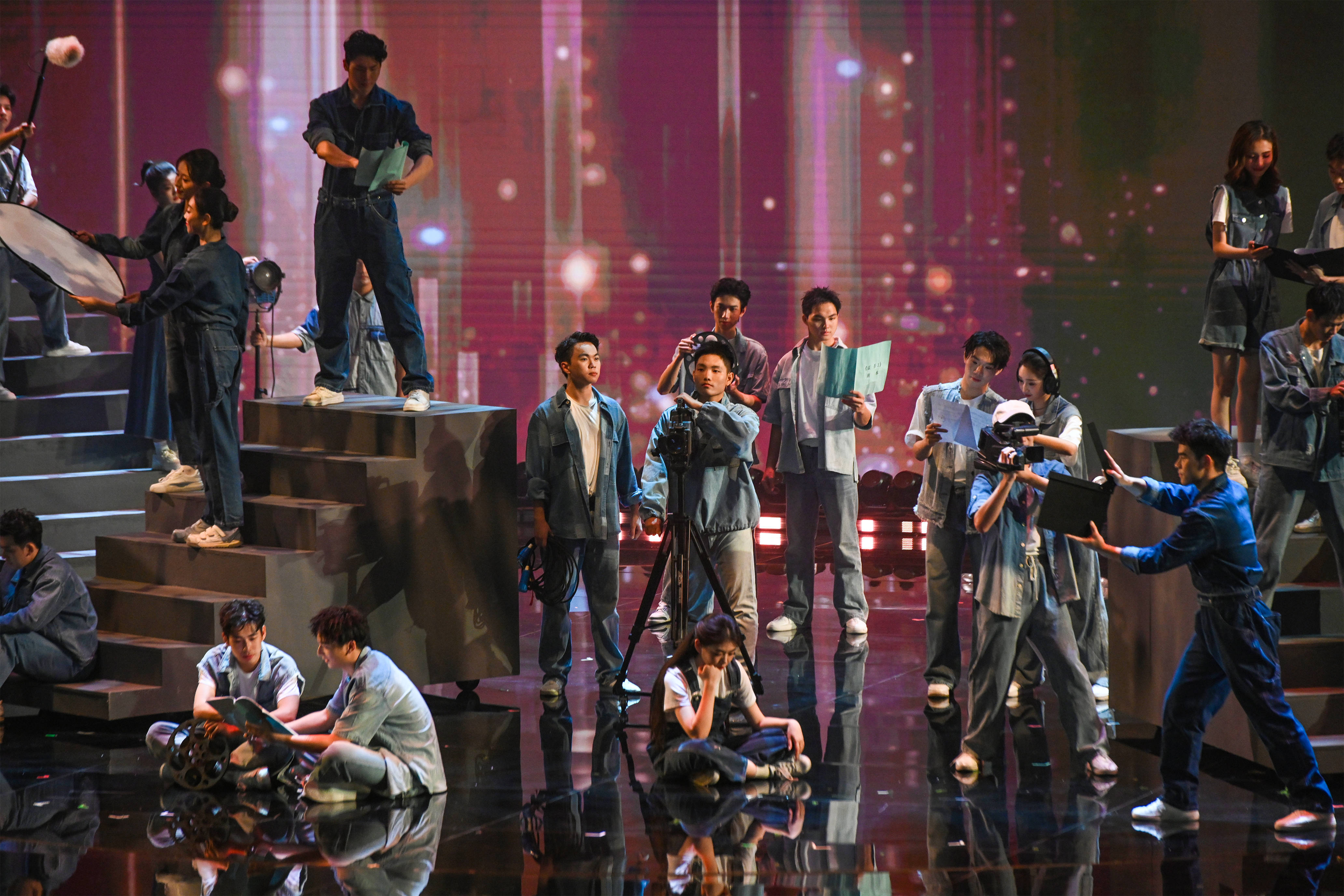 皇冠信用网正网_2025年中国金鸡百花电影节开幕