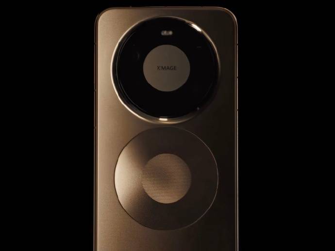 如何申请皇冠信用網_余承东首秀华为 Mate 80 系列真机如何申请皇冠信用網，双圆环设计亮眼