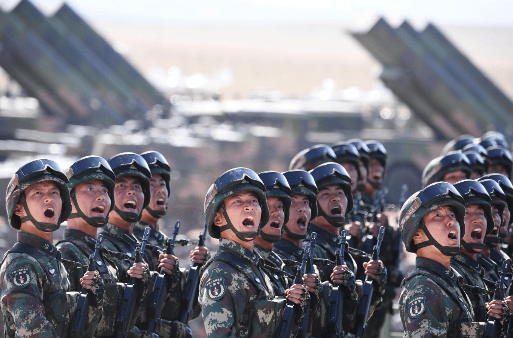 皇冠信用网可以占几成_特朗普张口就来！妄言中国拿着美国给的7220亿贸易红利造军舰皇冠信用网可以占几成，养活了中国的军队