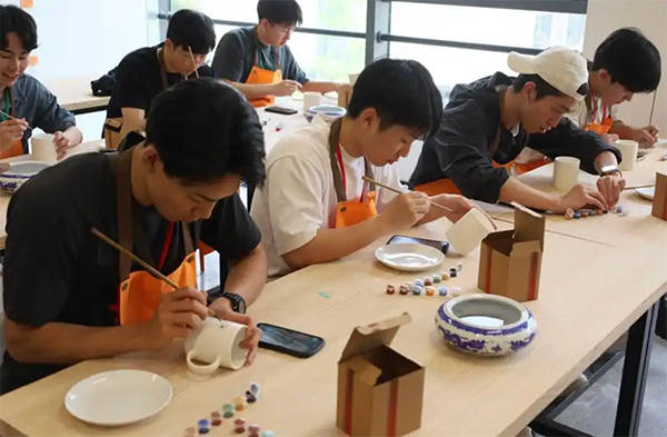 皇冠信用網登3代理_“日方被告知：所有中日青年交流项目都暂停皇冠信用網登3代理了”