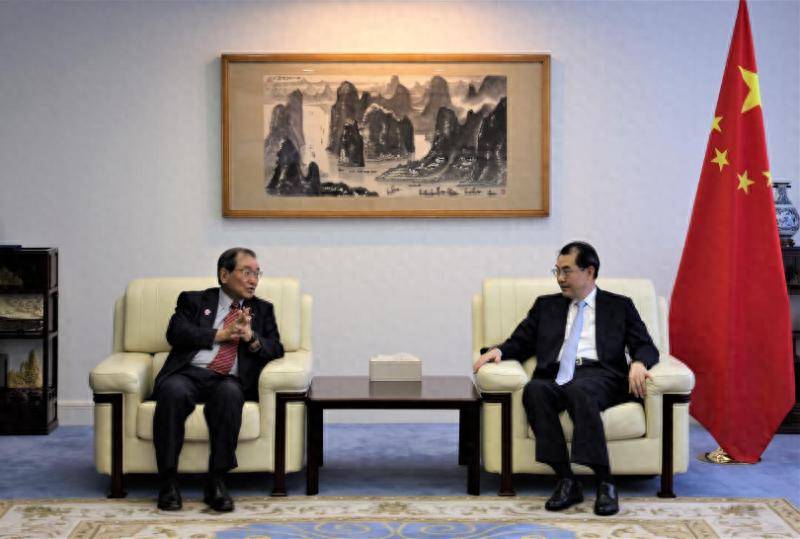 皇冠信用網会员_反制升级后皇冠信用網会员，日财阀紧急会见中方大使，希望中方高抬贵手，明年能顺利访华！