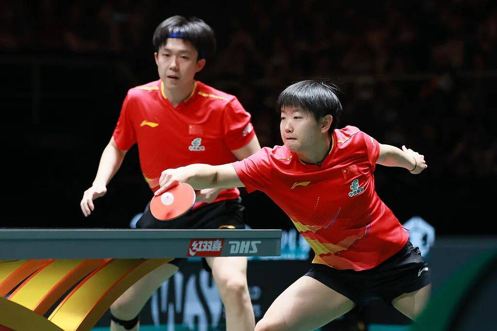 乌拉圭足球_卫冕乌拉圭足球！中国队夺得乒乓球混团世界杯冠军