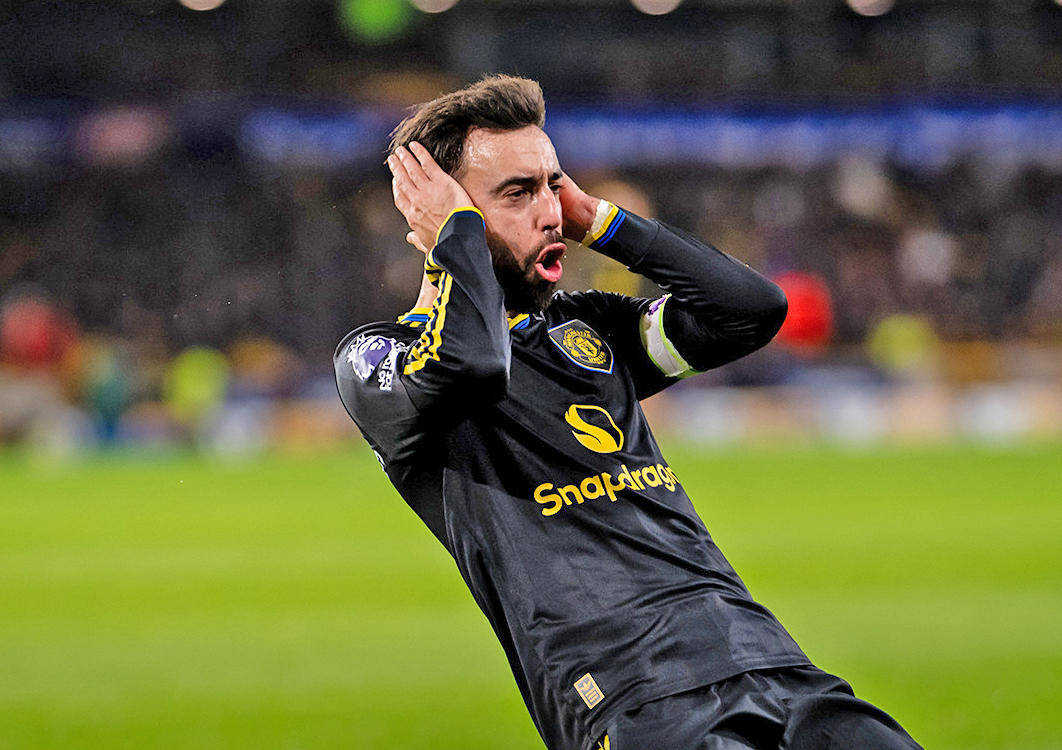 申请皇冠信用網代理_热闻|B费一传两射造两大神迹申请皇冠信用網代理！曼联客场4-1大胜狼队升至英超第六