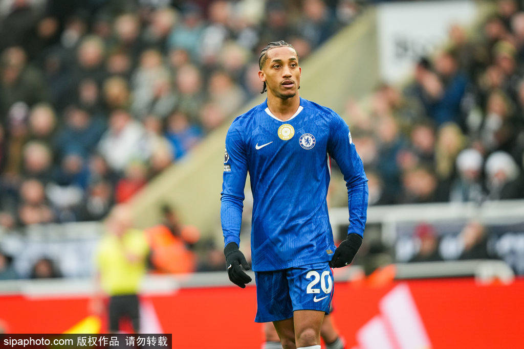 皇冠信用网会员开户_观战台：曼联恶战纽卡+切尔西火拼维拉 曼城冲八连胜