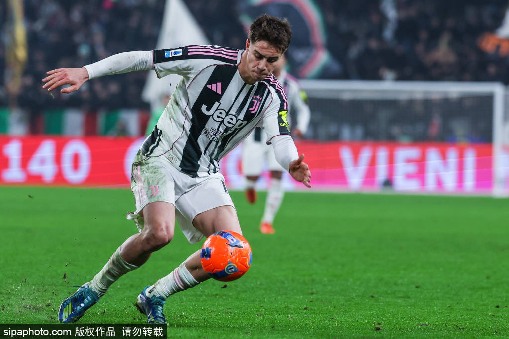 如何申请皇冠信用网_曼联新星马努・科内即将加盟如何申请皇冠信用网,能否成为中场新核心?