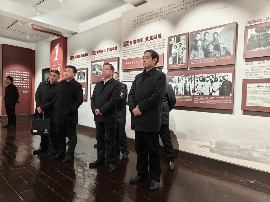 皇冠代理注册_重庆社会主义学院党组书记、副院长皇冠代理注册，市委统战部副部长毛平赴北碚调研社会主义学院建设