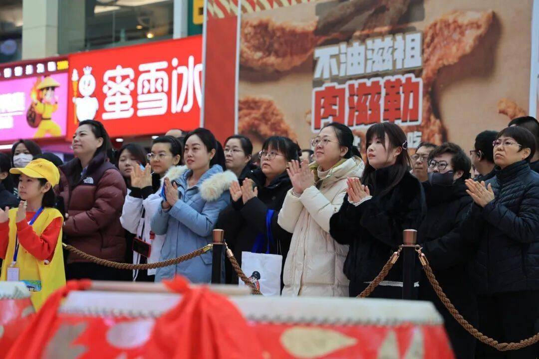 新2网址
_吉林省公安厅暨长春市公安局举行庆祝第六个中国人民警察节暨第四十个“110宣传日”活动