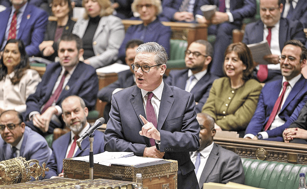 皇冠信用网出租_刚跟中国签完协议皇冠信用网出租，英国首相面临下台风险，51%民调要求立刻解职