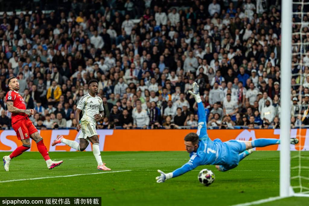 皇冠信用网可以占几成
_巴尔韦德补时绝杀:惊天远射助皇马逆转塞尔塔皇冠信用网可以占几成
!