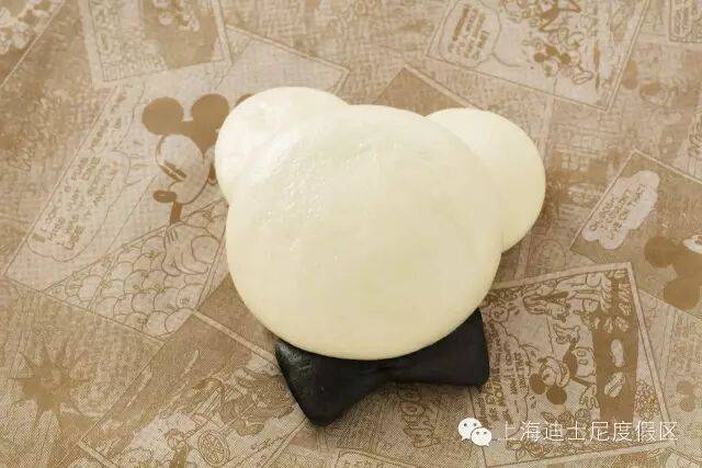 信用网怎么开户_上海迪士尼十周年限定“米妮蒸包”一份70元引争议信用网怎么开户,实物为三个包子搭配薯片